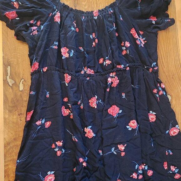 Romantic Cap sleeve floral dress - Picture 3 of 5